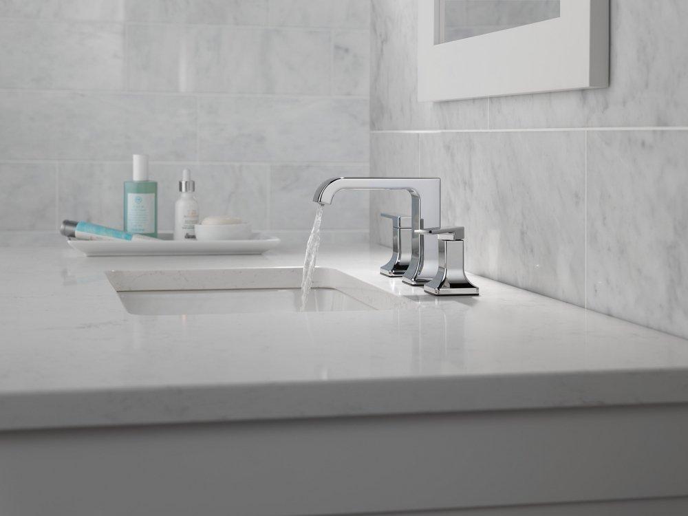 Delta Faucet Chrome Two Handle Widespread Bathroom Sink Faucet 