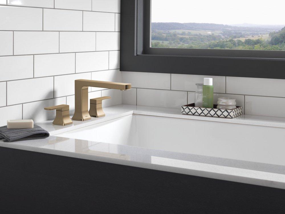 Delta Faucet Champagne Bronze Two Handle Roman Tub Faucet 