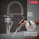 Single Handle Pull Down Kitchen Faucet in Chrome 