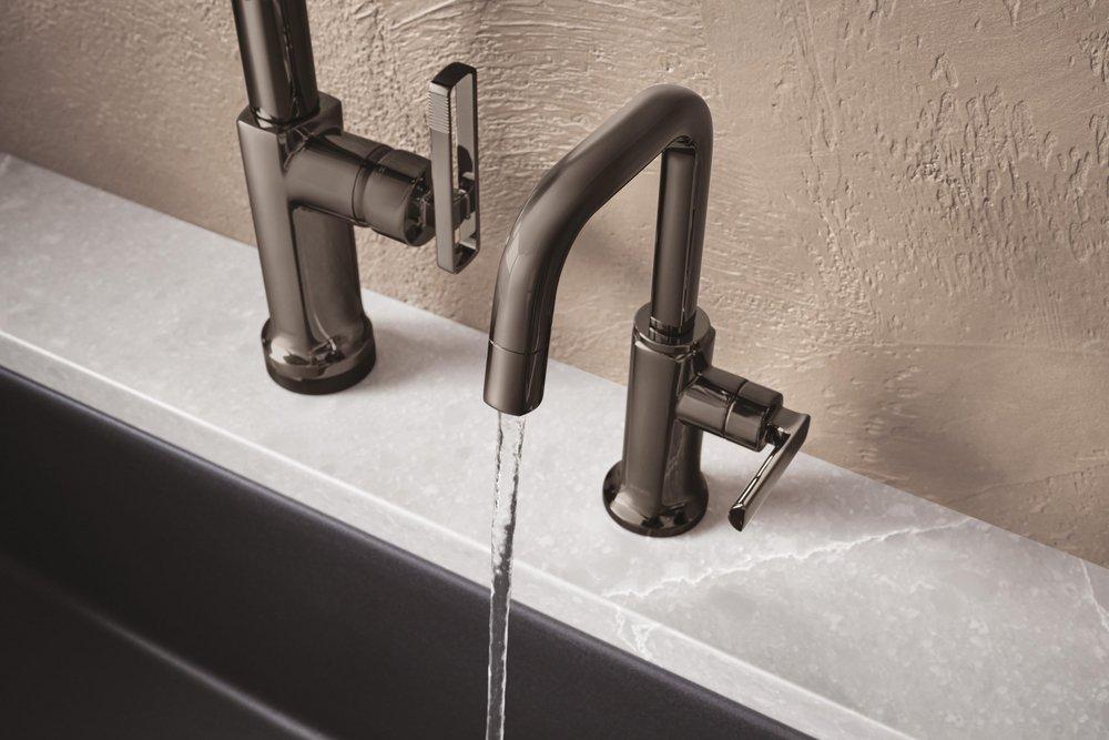 Kintsu&reg; Single Handle Faucet with Square Spout in Lumicoat&reg; Black Onyx 