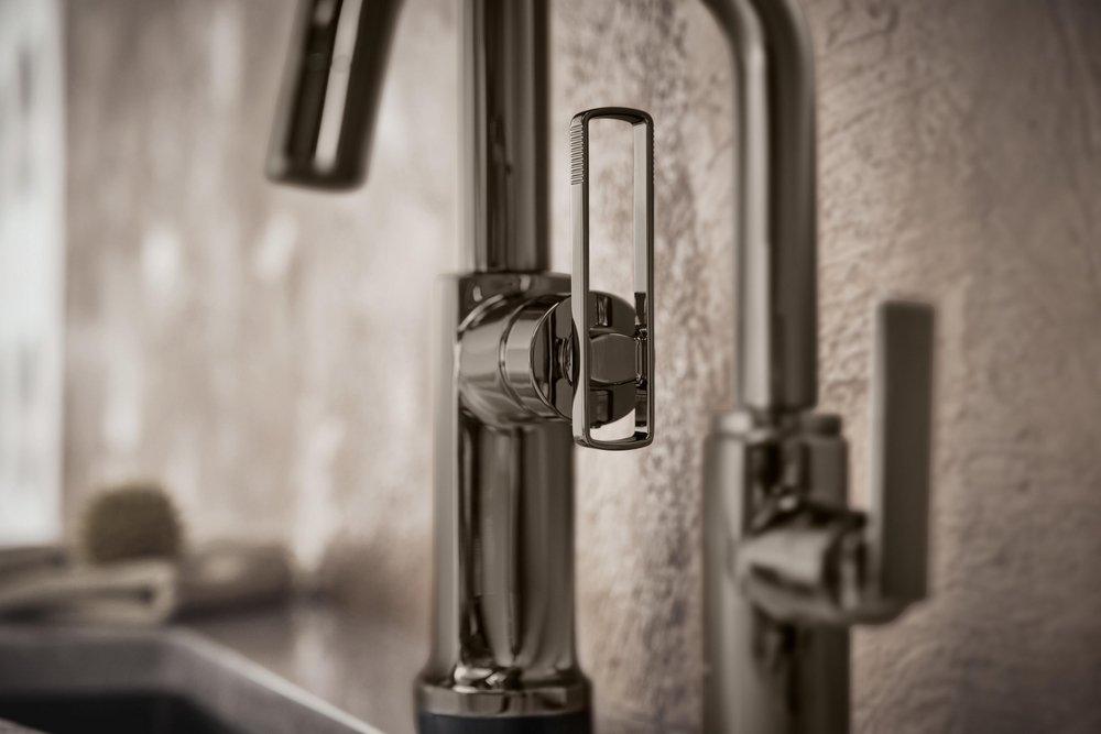 Lever Handle Kit in Brilliance Black Onyx 