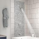 Single Handle Kitchen Faucet in Polished Chrome 