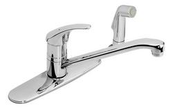 Single Handle Kitchen Faucet with Side Spray in Polished Chrome