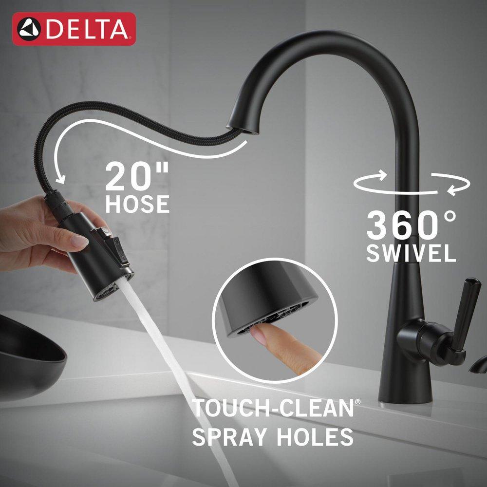 Single Handle Pull Down Kitchen Faucet with Soap Dispenser in Matte Black 