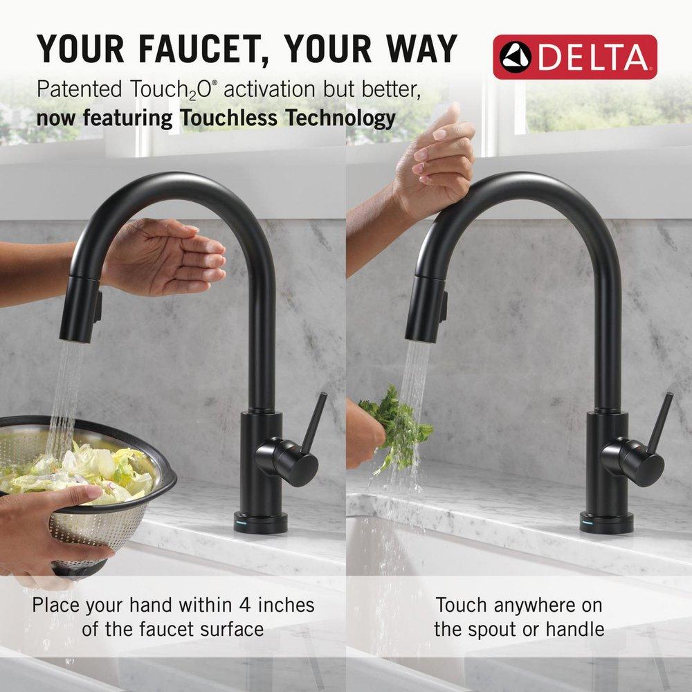 Single Handle Pull Down Touchless Kitchen Faucet with Touch and Voice Activation in Matte Black 