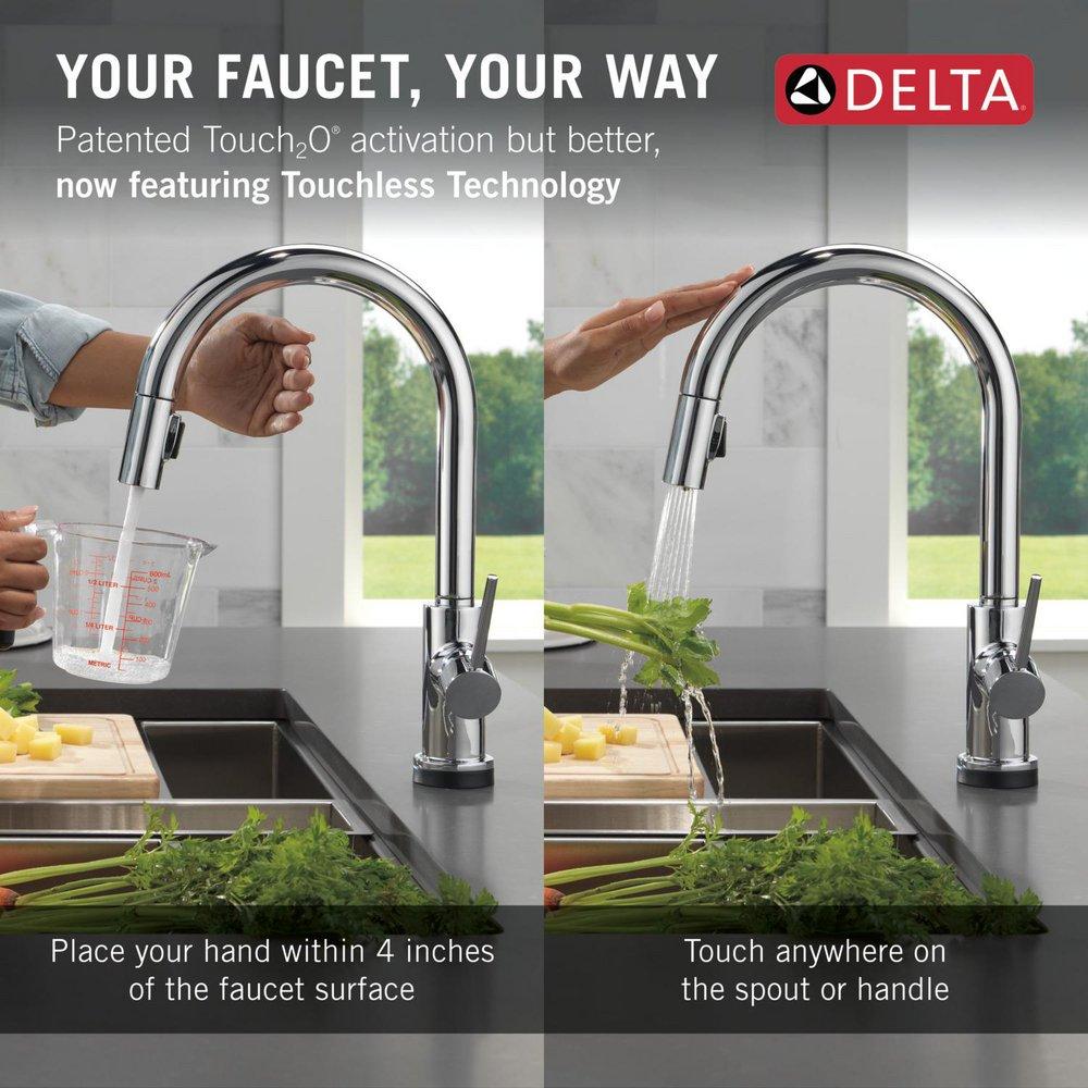 Single Handle Pull Down Kitchen Faucet with Touch and Voice Activation in Chrome 