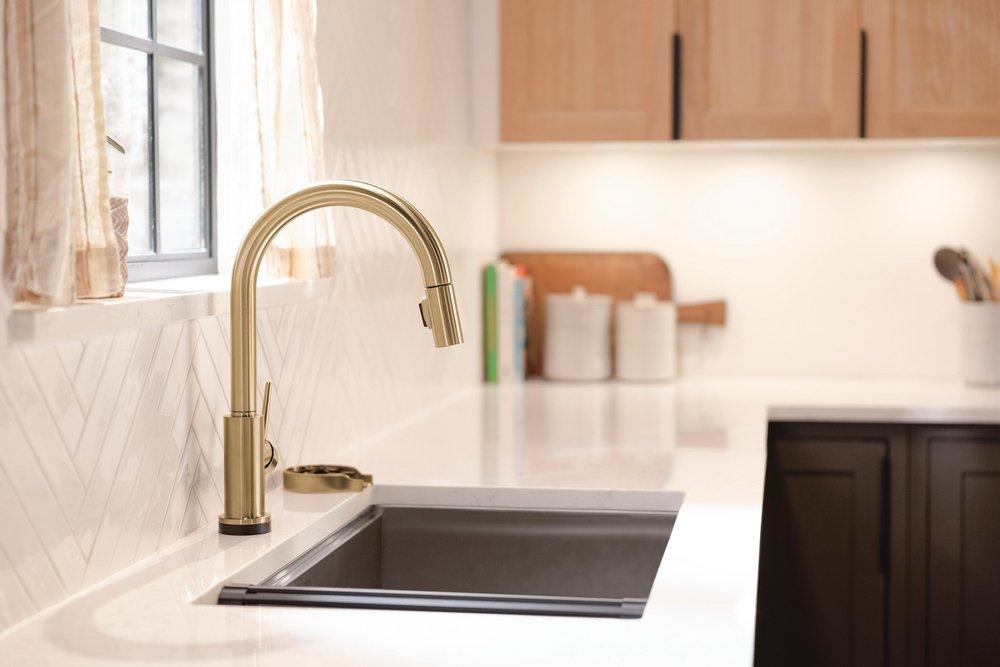 Single Handle Pull Down Kitchen Faucet with Touch and Voice Activation in Champagne Bronze 