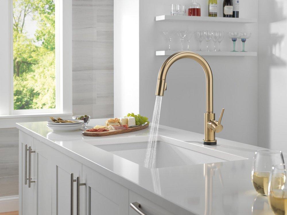 Single Handle Pull Down Kitchen Faucet with Touch and Voice Activation in Champagne Bronze 