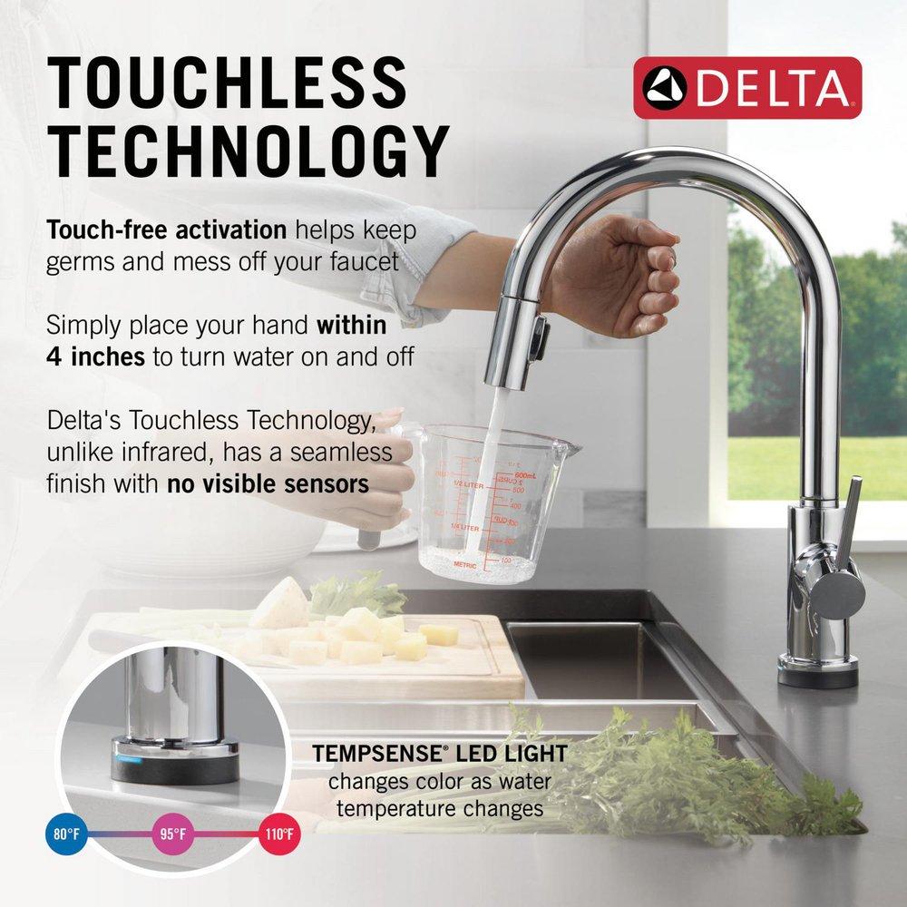 Single Handle Pull Down Kitchen Faucet with Touch and Voice Activation in Chrome 