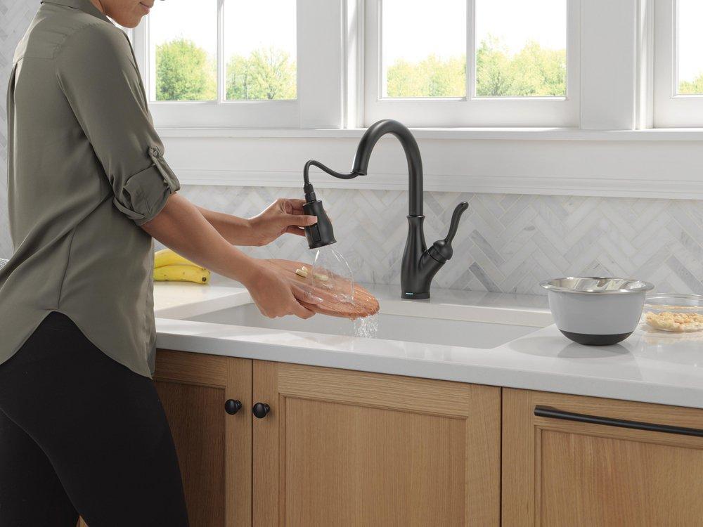 Single Handle Pull Down Touchless Kitchen Faucet with Touch Activation in Matte Black 