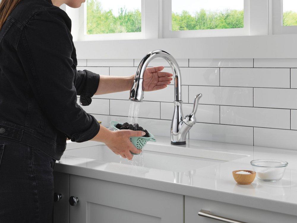 Single Handle Pull Down Touchless Kitchen Faucet with Touch Activation in Chrome 