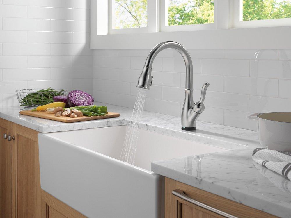 Single Handle Pull Down Touchless Kitchen Faucet with Touch and Voice Activation in Arctic Stainless 