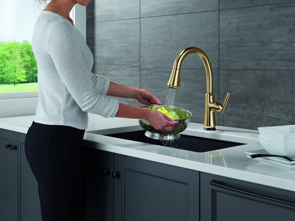 Single Handle Pull Down Kitchen Faucet with Touchless or Touch Activation in Champagne Bronze 