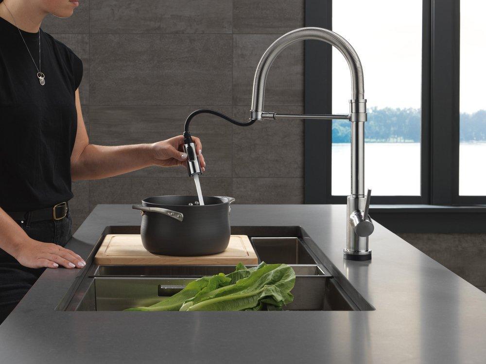 Single Handle Pull Down Kitchen Faucet with Touchless or Touch Activation in Arctic Stainless 