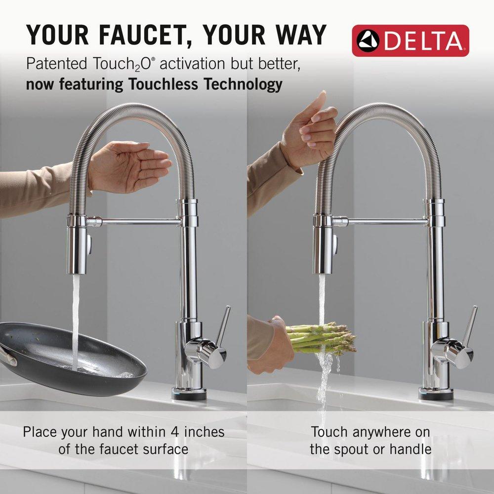 Single Handle Pull Down Kitchen Faucet with Touch Activation in Chrome 