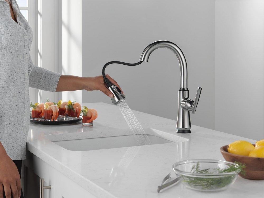 Delta Faucet Arctic Stainless Single Handle Pull Down Bar Faucet with Touch2O&reg; Technology 