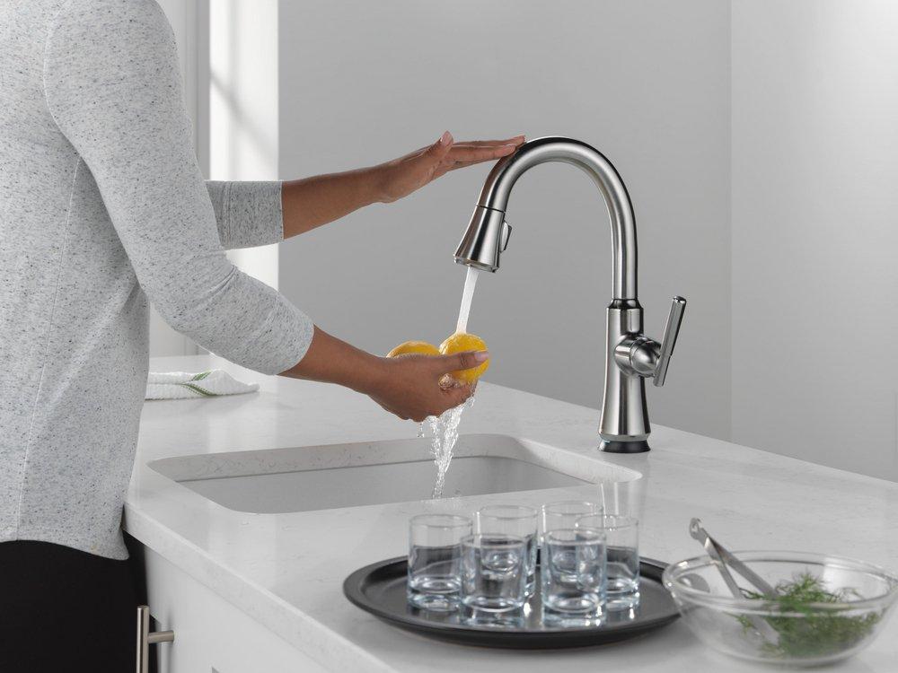 Delta Faucet Arctic Stainless Single Handle Pull Down Bar Faucet with Touch2O&reg; Technology 