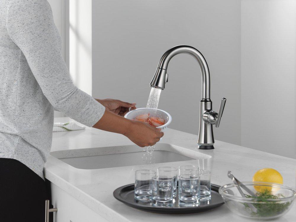 Delta Faucet Arctic Stainless Single Handle Pull Down Bar Faucet with Touch2O&reg; Technology 
