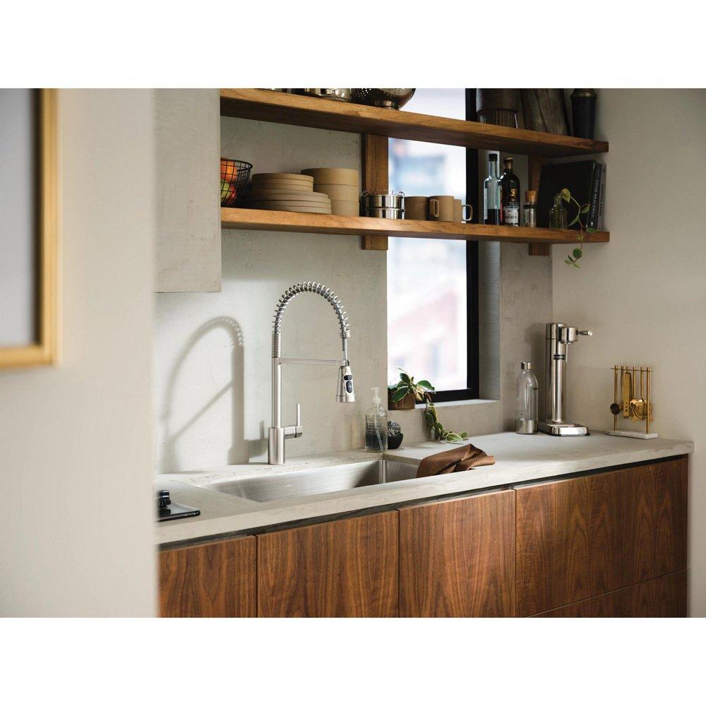 SPOT RESIST STAINLESS ONE-HANDLE HIGH ARC FILTERING PULLDOWN KITCHEN FAUCET 