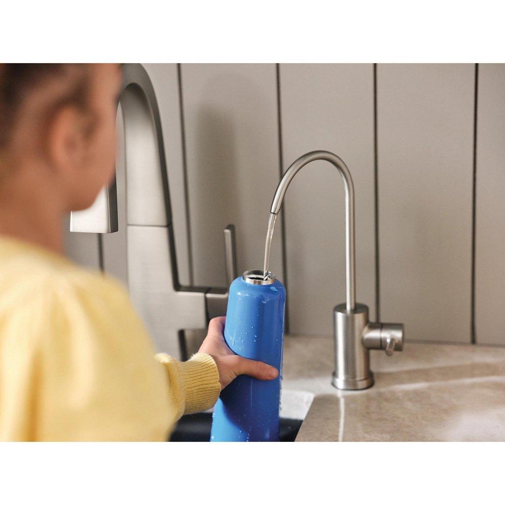 SPOT RESIST STAINLESS ONE-HANDLE HIGH ARC BEVERAGE FAUCET 