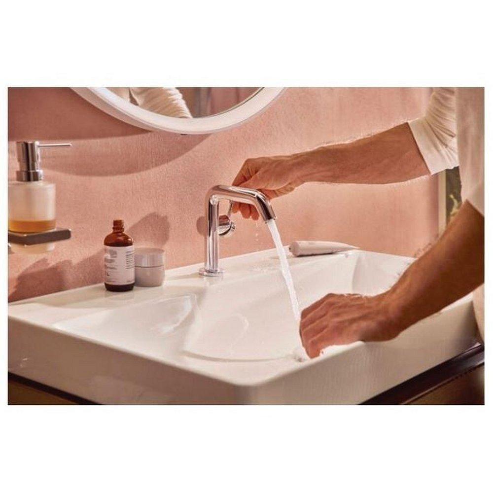 Single Handle Centerset Bathroom Sink Faucet in Chrome 