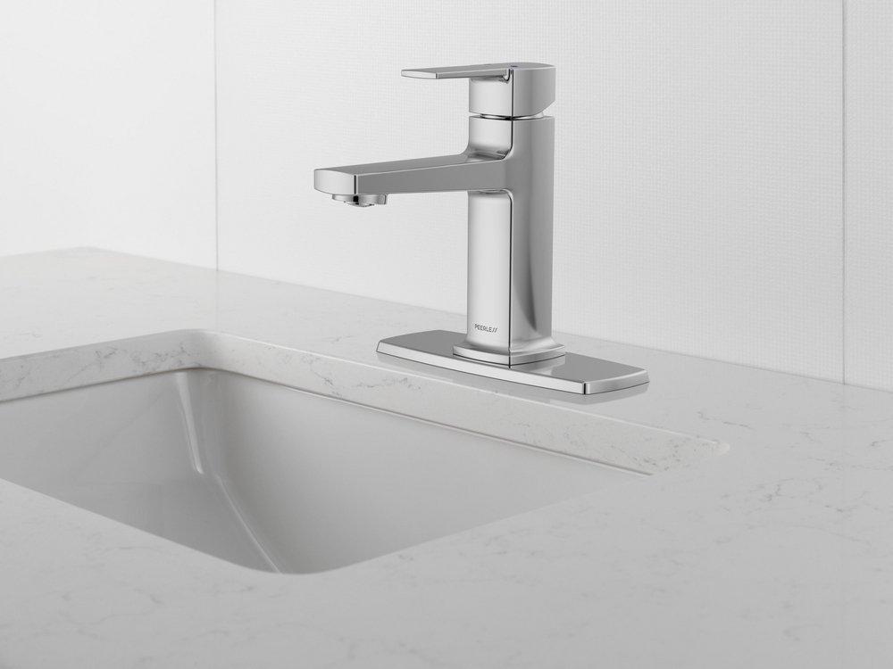 PEERLESS EZRA SINGLE TOP HANDLE LAVATORY FAUCET 