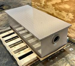 100 lb, 50 gpm Fabricated Steel Grease Interceptor with Threaded Inlet/Outlet