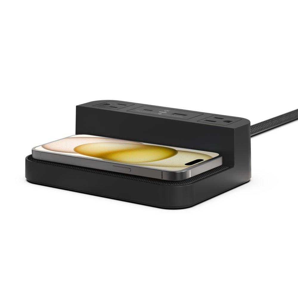 Charging station with USB-C and USB-A 