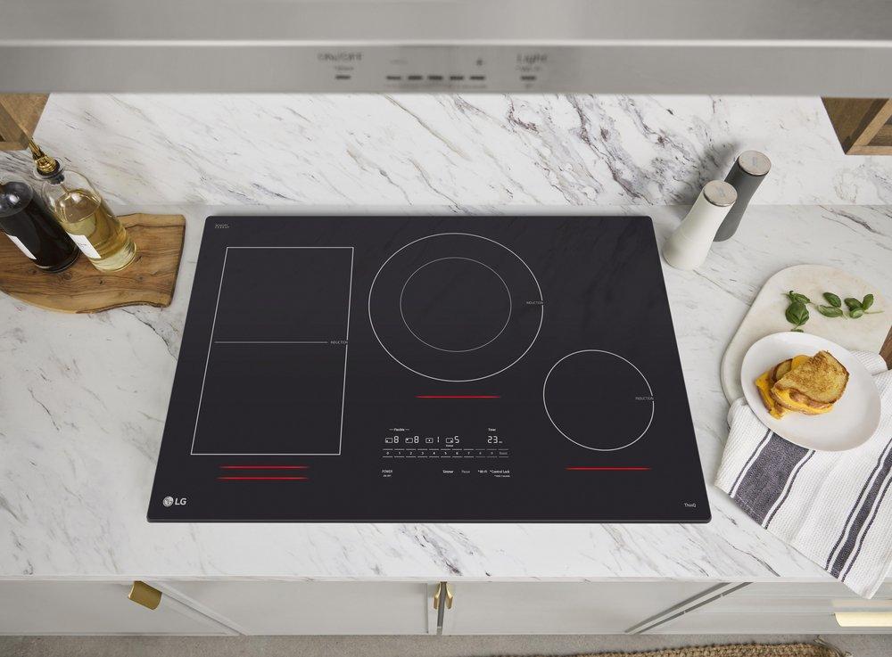 30 INDUCTION COOKTOP 4 ELEMENTS WHITE BACKLIT RED BAR BRIDGE THINQ 