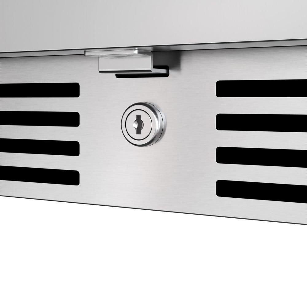 24 in.Right Hinge Beverage Cooler in Stainless Steel 