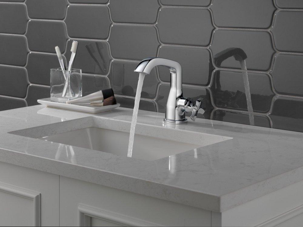 DELTA STRYKE SINGLE HANDLE BATHROOM FAUCET 