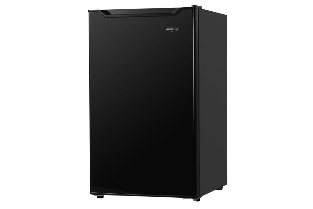 4.4 CU FT REFRIGERATOR, BLACK 