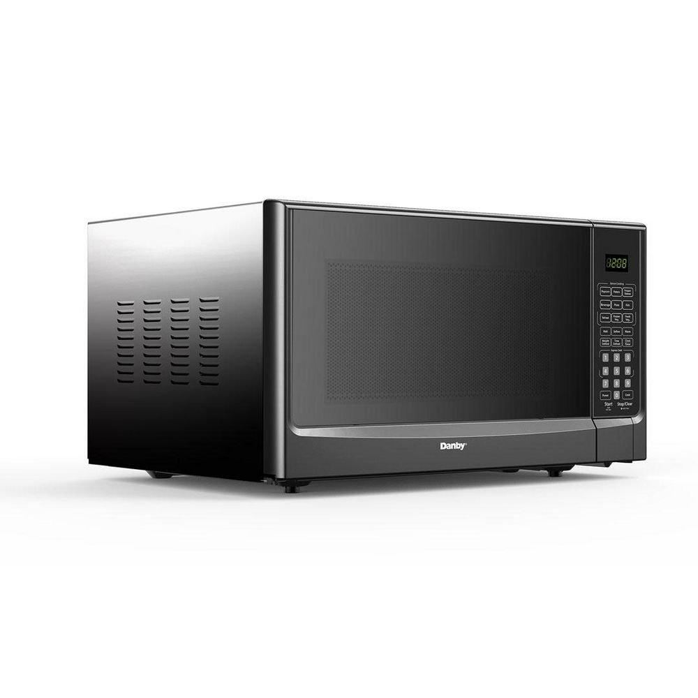 1.4 cu. ft. 1000 W Countertop Microwave in Black 