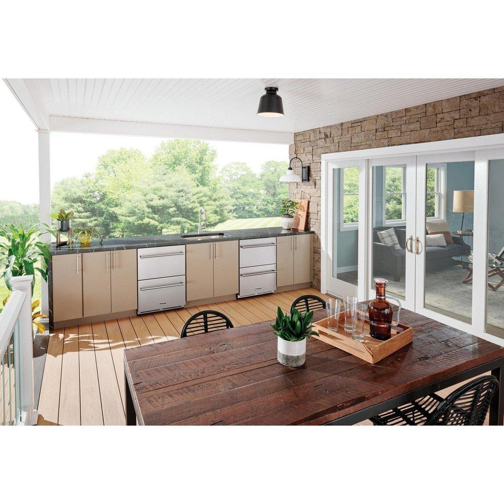 24 INCH INDOOR/OUTDOOR 2-DRAWER FREEZER 