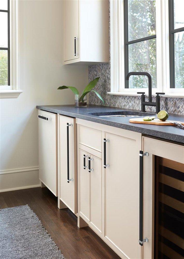 OVERTON 6-5/16 INCH  160MM  CENTER-TO-CENTER BRUSHED MATTE BLACK/POLISHED CHROME CABINET PULL 