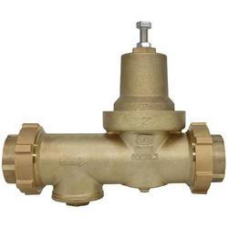 2 600xl3 water pressure reducing valve with integral strainer