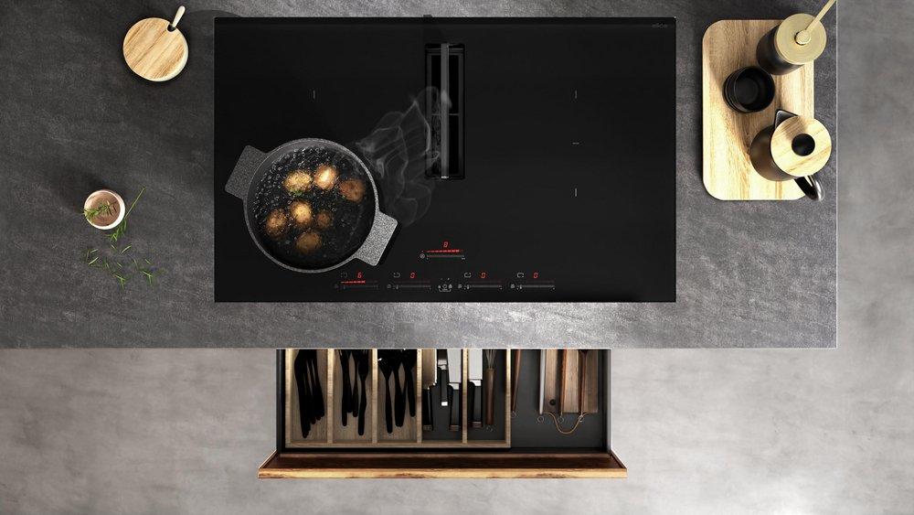 30 in. Induction Cooktop with 4 Cooking Zones in Black Ceramic Glass 