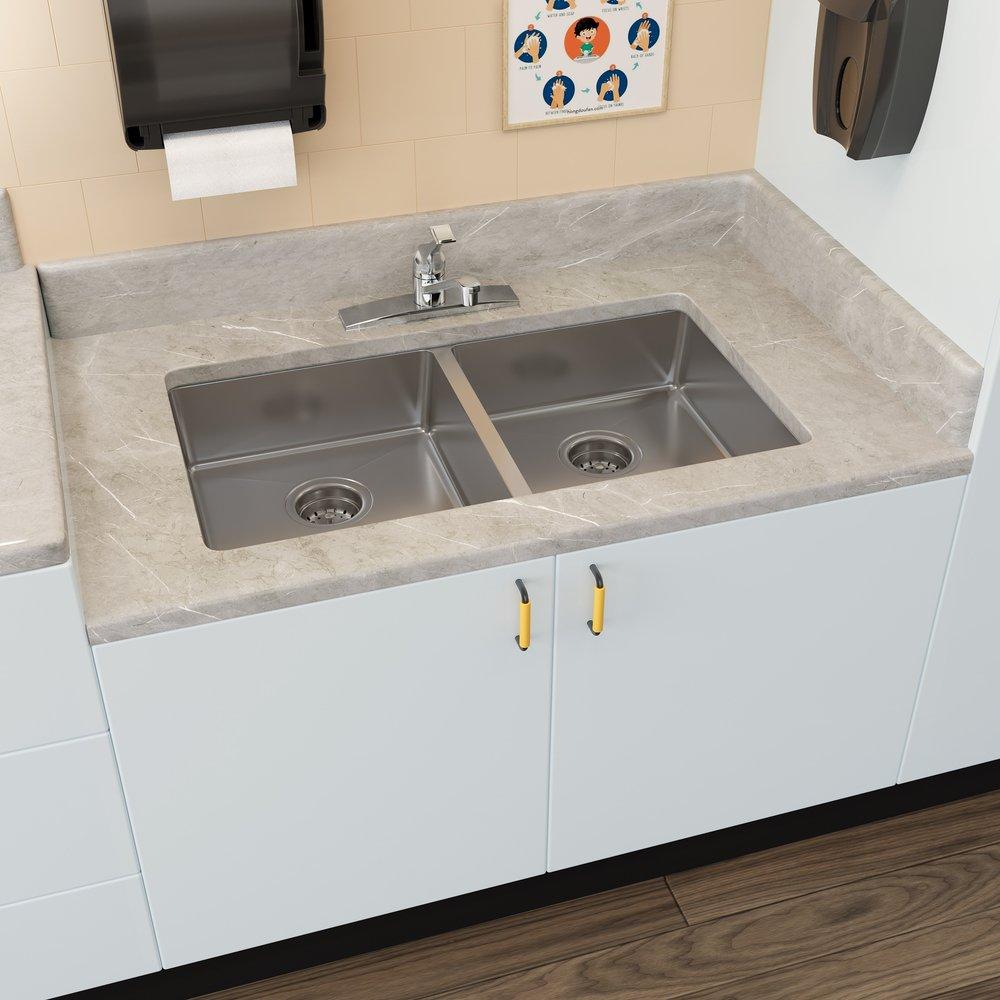 33 x 22 in. 3 Hole Stainless Steel Single Bowl Dual Mount Kitchen Sink 