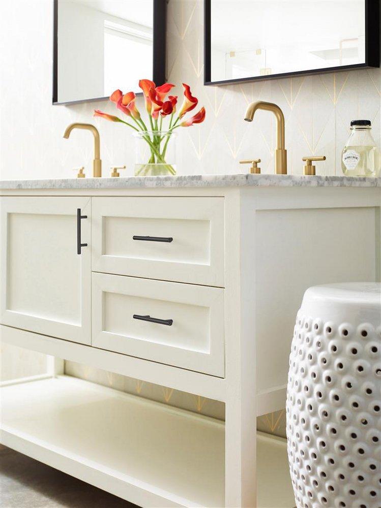 Amerock Matte Black 3-3/4 in. Center-to-Center Pull 