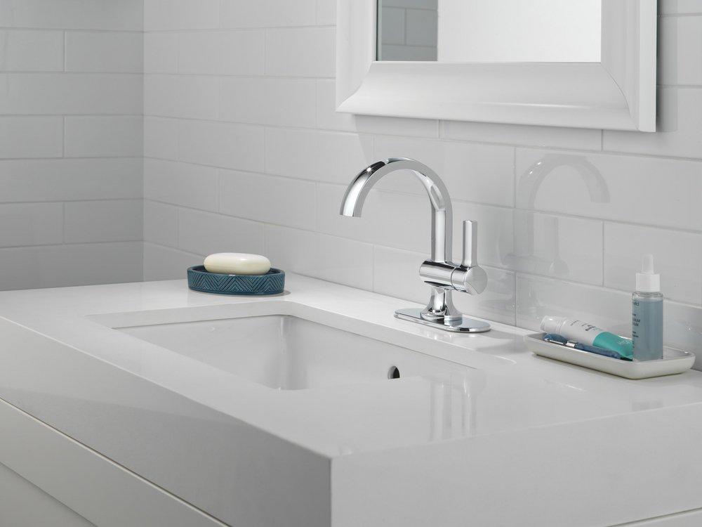 DELTA ALBION SINGLE HANDLE BATHROOM FAUCET 