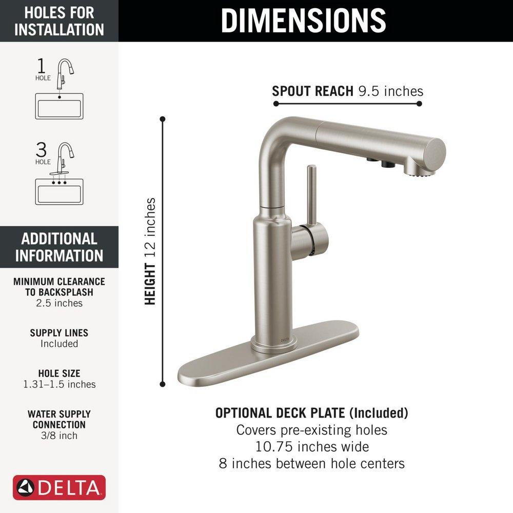 Single Handle Pull Out Kitchen Faucet in Stainless 