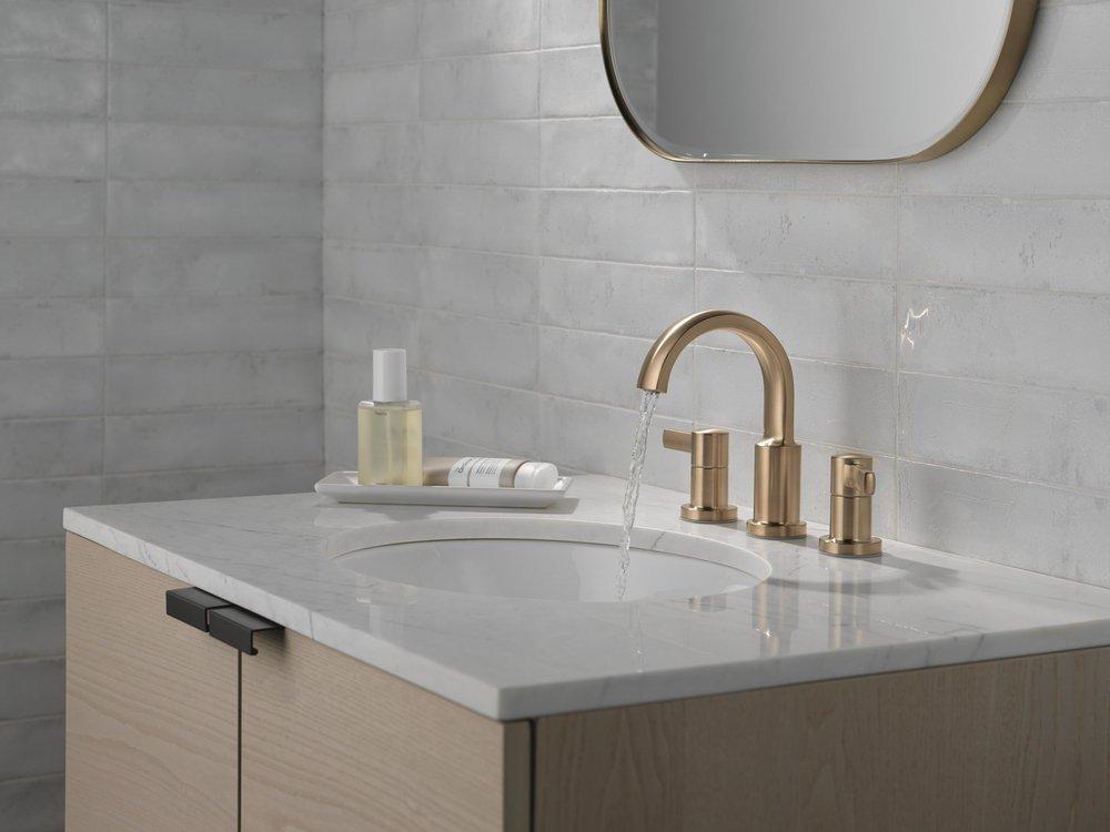 DELTA ALBION TWO HANDLE WIDESPREAD BATHROOM FAUCET 