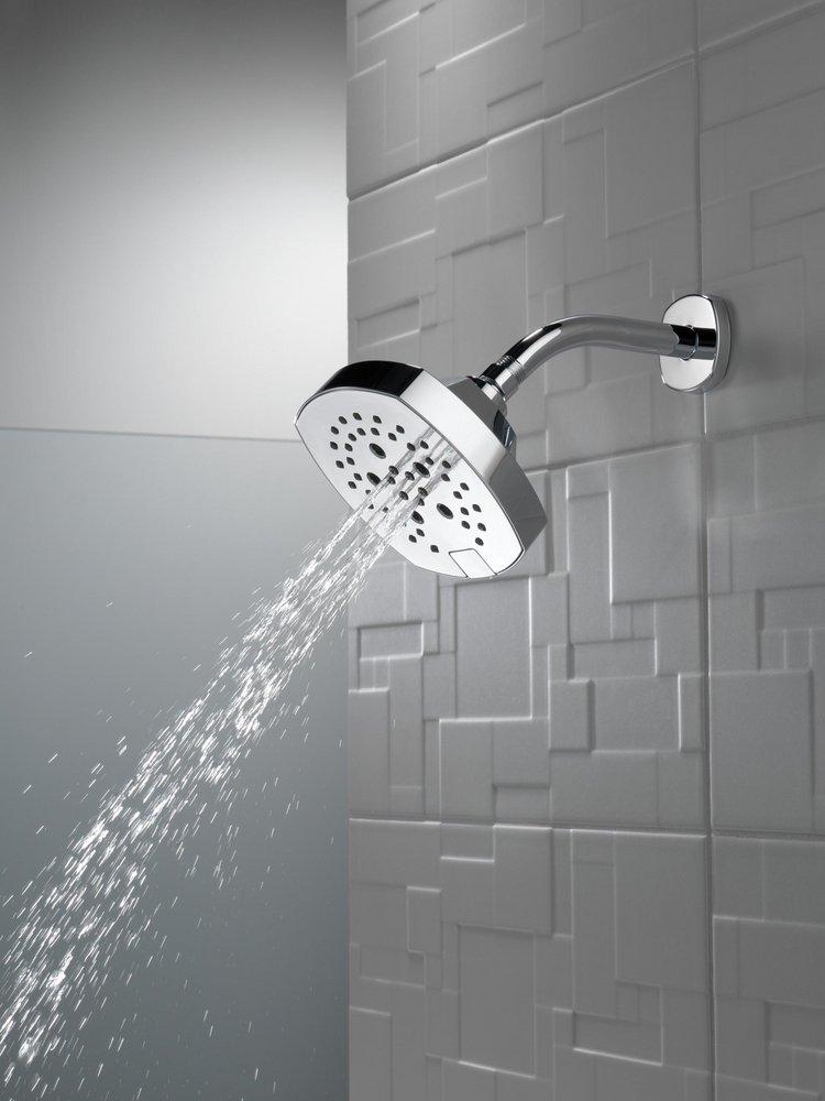DELTA UNIVERSAL SHOWERING COMPONENTS: 5-SETTING H2OKINETIC SHOWER HEAD 