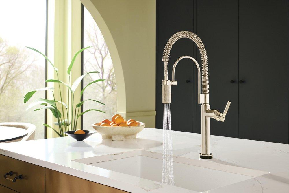 BRIZO LITZE SMARTTOUCH SEMI-PROFESSIONAL KITCHEN FAUCET - KNURLED HANDLE 