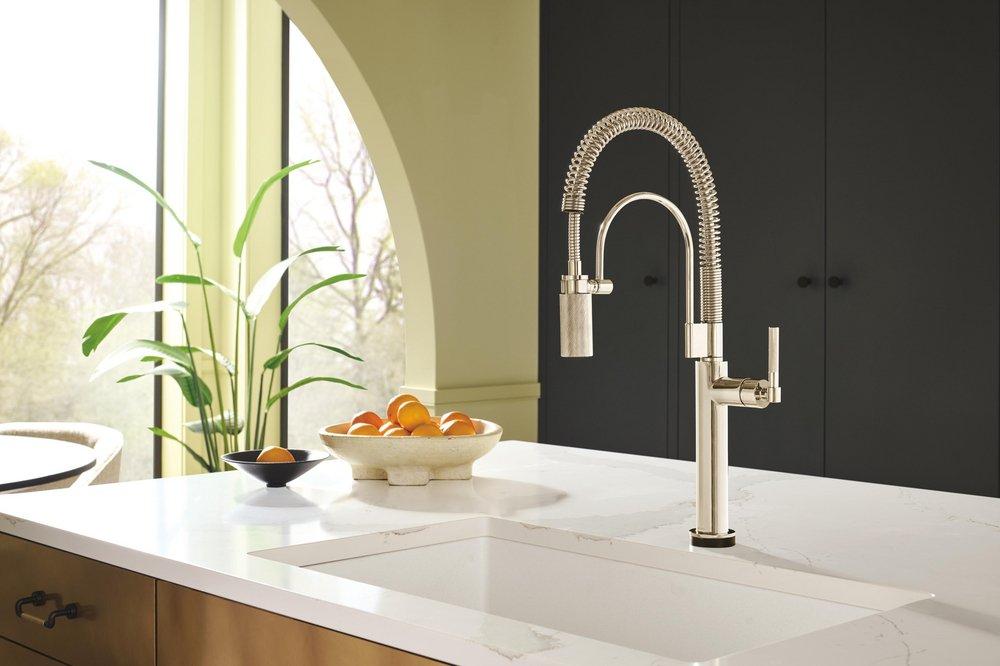 BRIZO LITZE SMARTTOUCH SEMI-PROFESSIONAL KITCHEN FAUCET - KNURLED HANDLE 