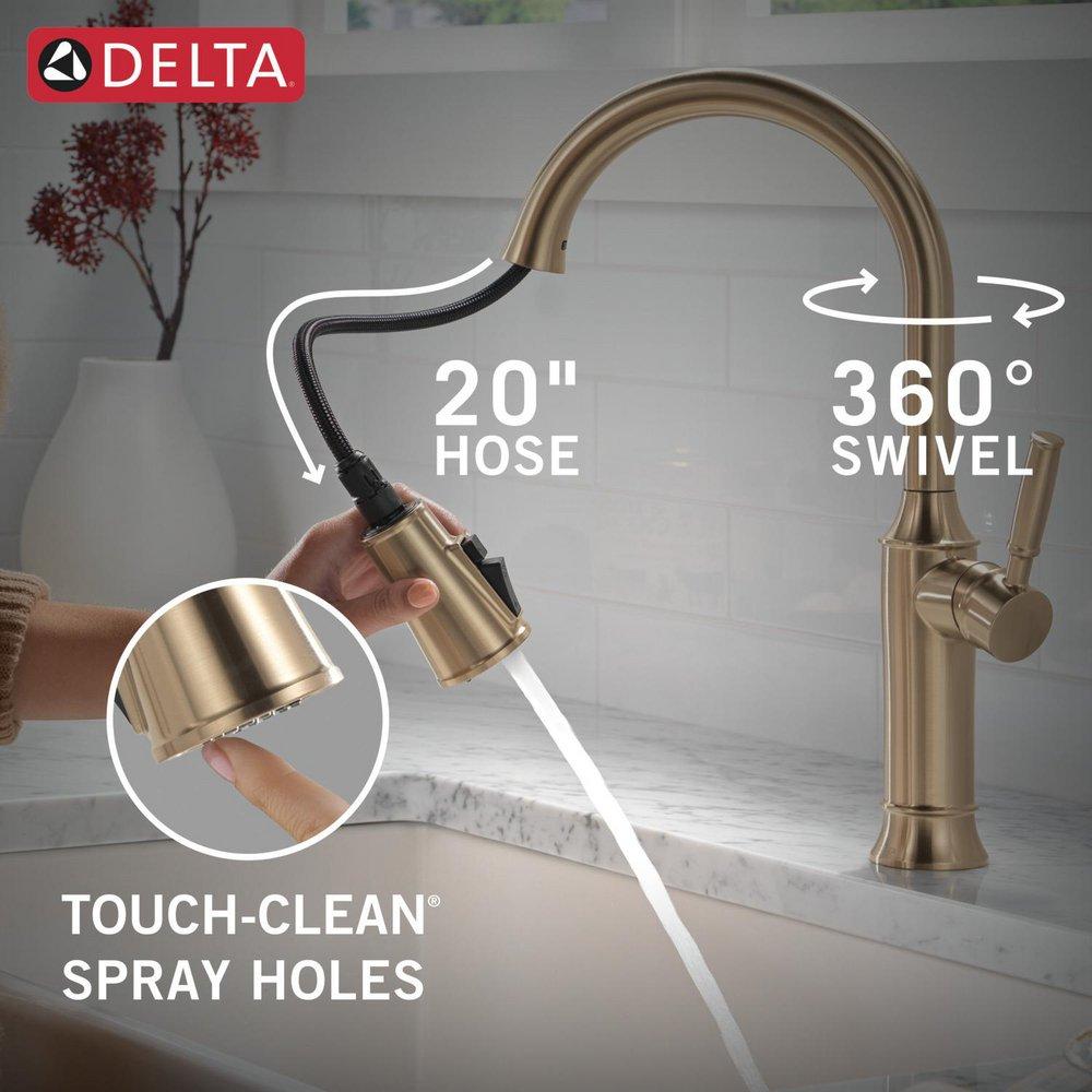 Single Handle Pull Down Kitchen Faucet in Champagne Bronze 