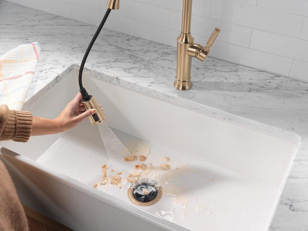 Single Handle Pull Down Kitchen Faucet in Champagne Bronze 