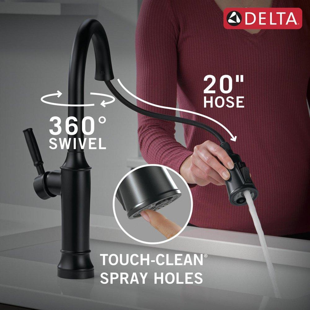Single Handle Pull Down Touchless Kitchen Faucet in Matte Black 