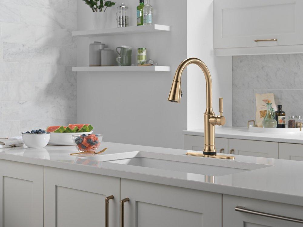 DELTA RENALDI TOUCH2O KITCHEN FAUCET WITH TOUCHLESS TECHNOLOGY 
