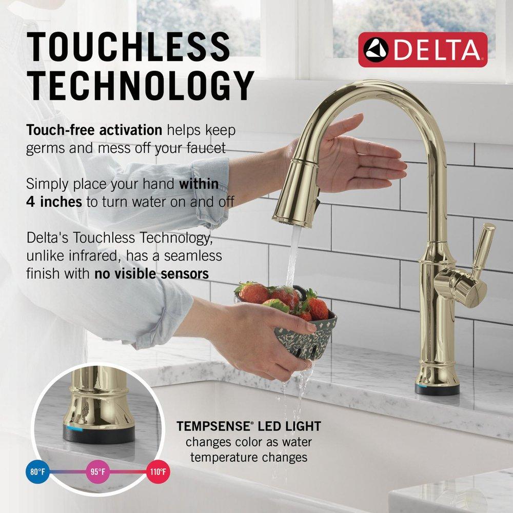 Single Handle Pull Down Touchless Kitchen Faucet in Arctic Stainless 